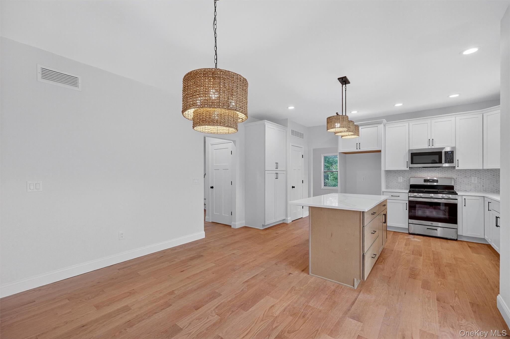 32 Meadow View Court