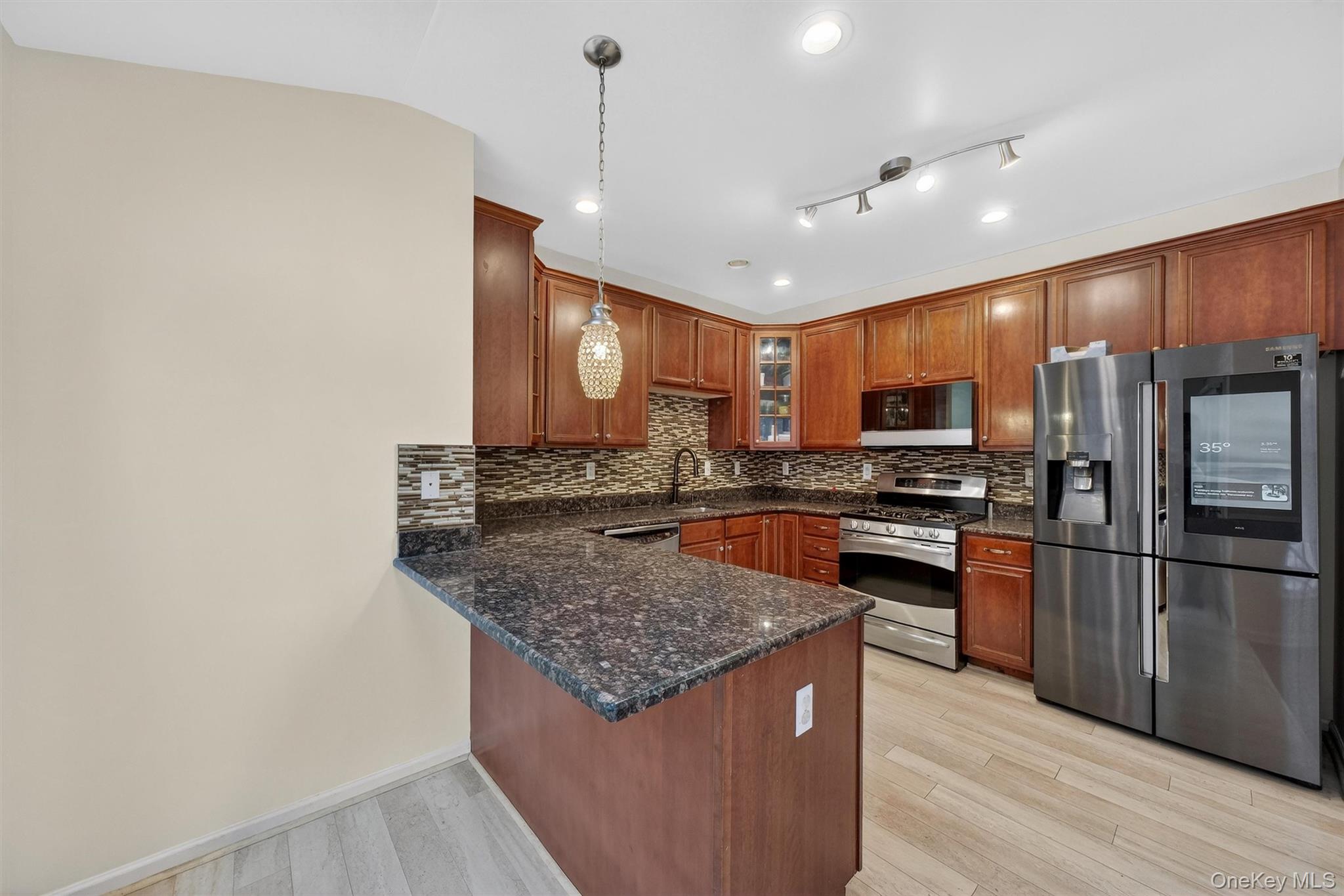 1123 Cold Spring Road