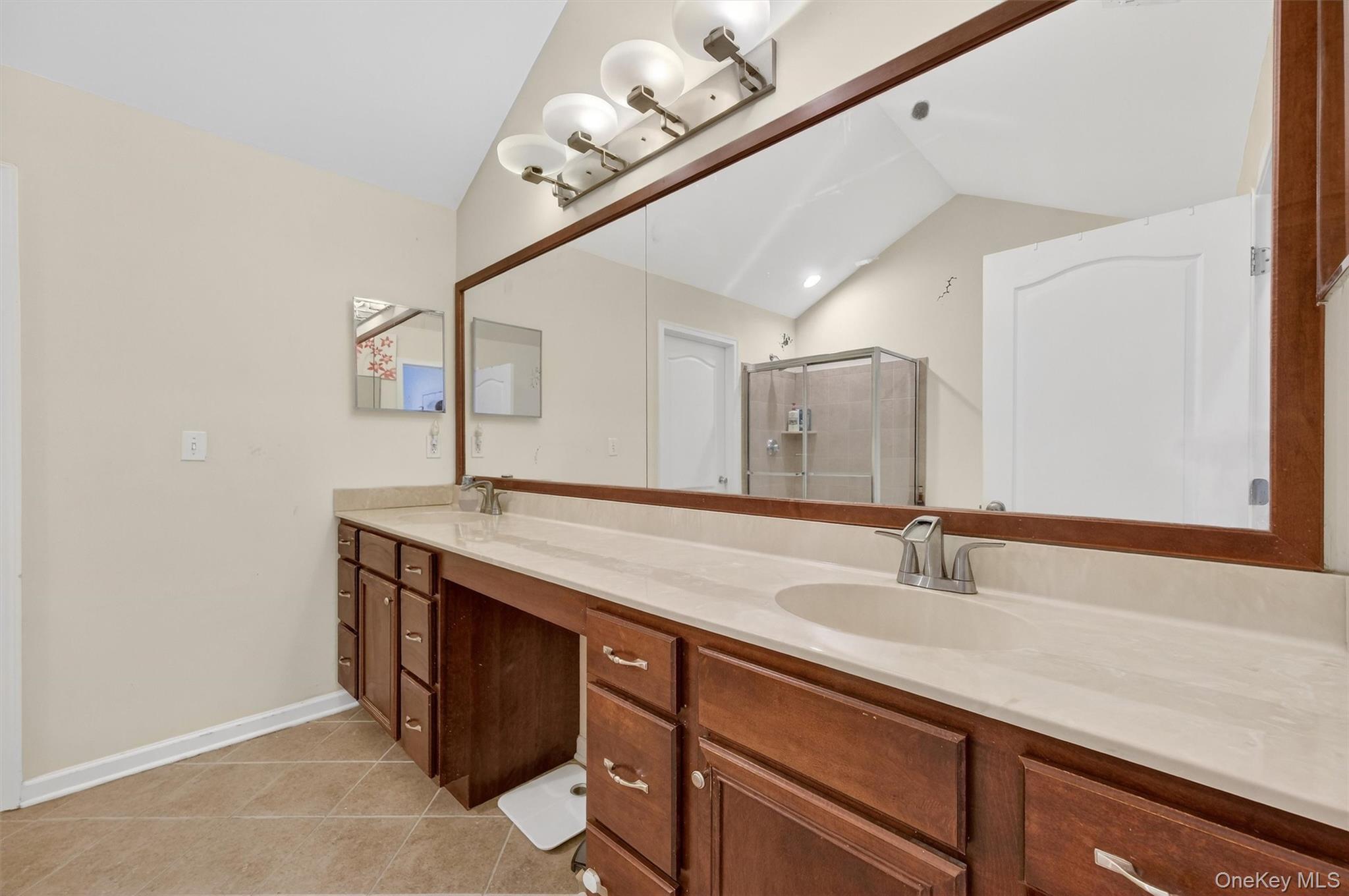 1123 Cold Spring Road