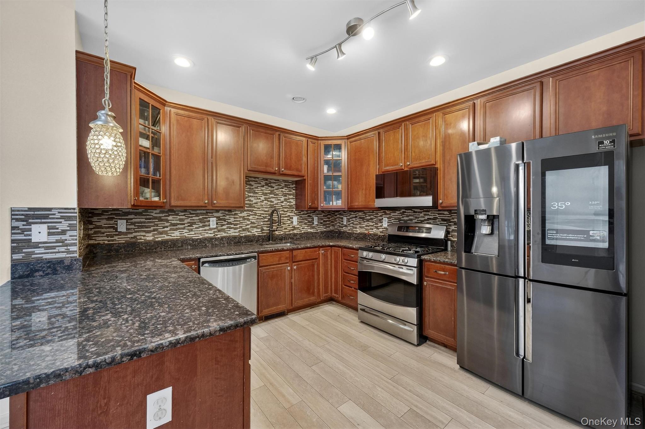 1123 Cold Spring Road