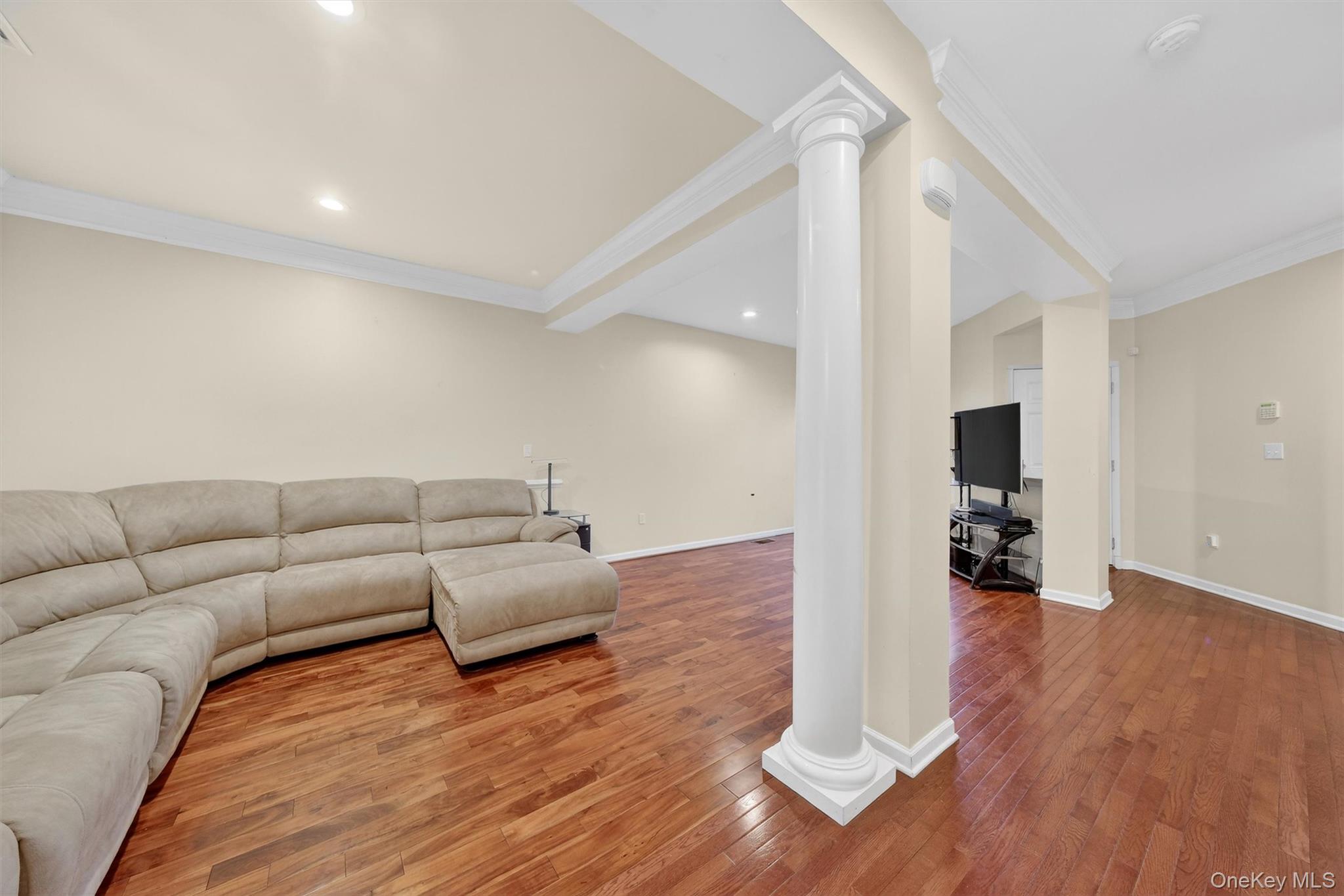 1123 Cold Spring Road