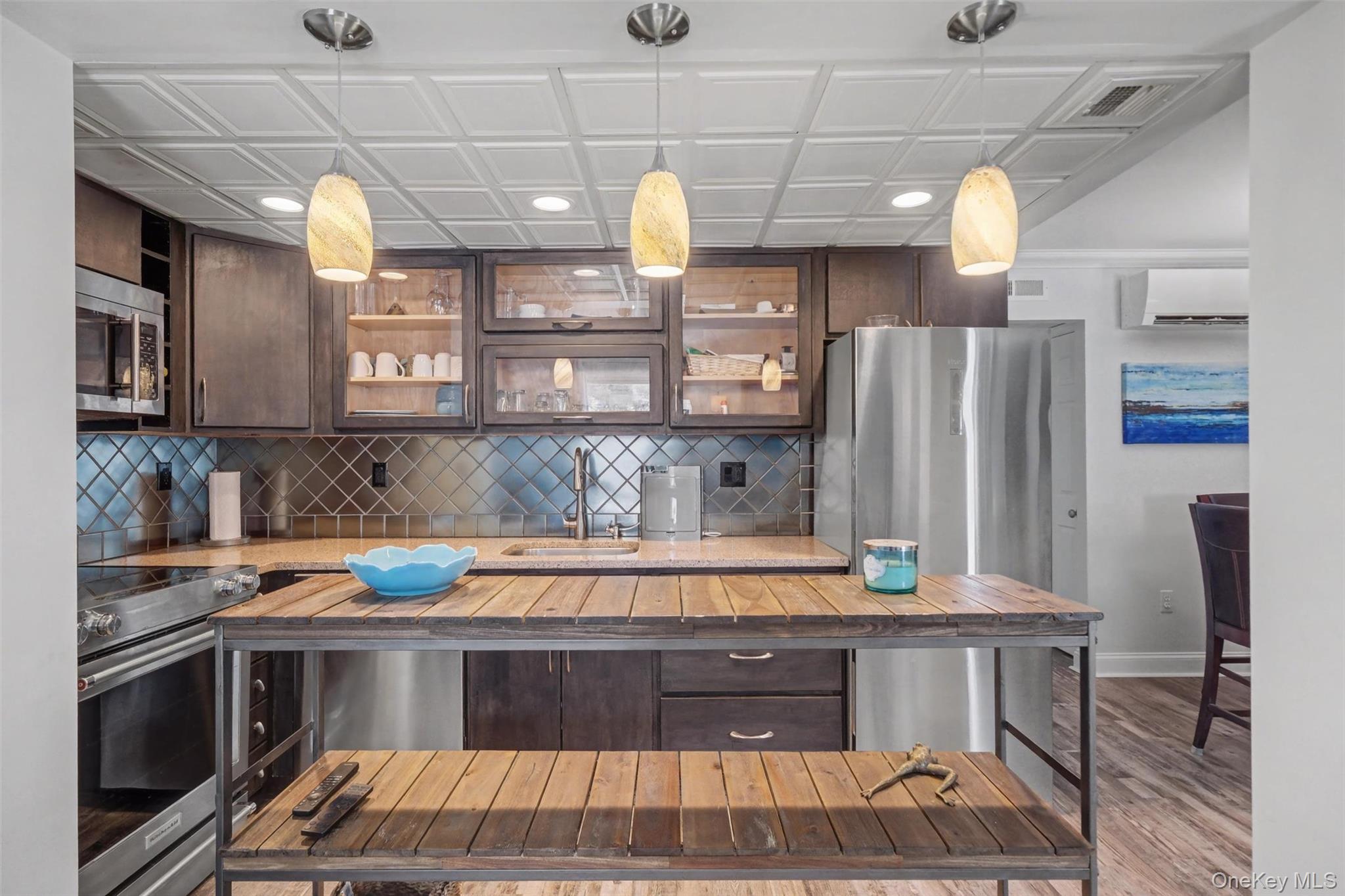 32 Hurlihe Street Unit: Apt. A