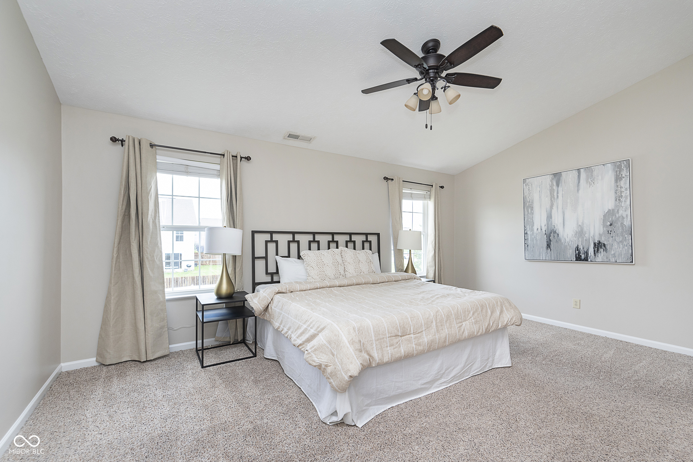 2498 Bluewood Way