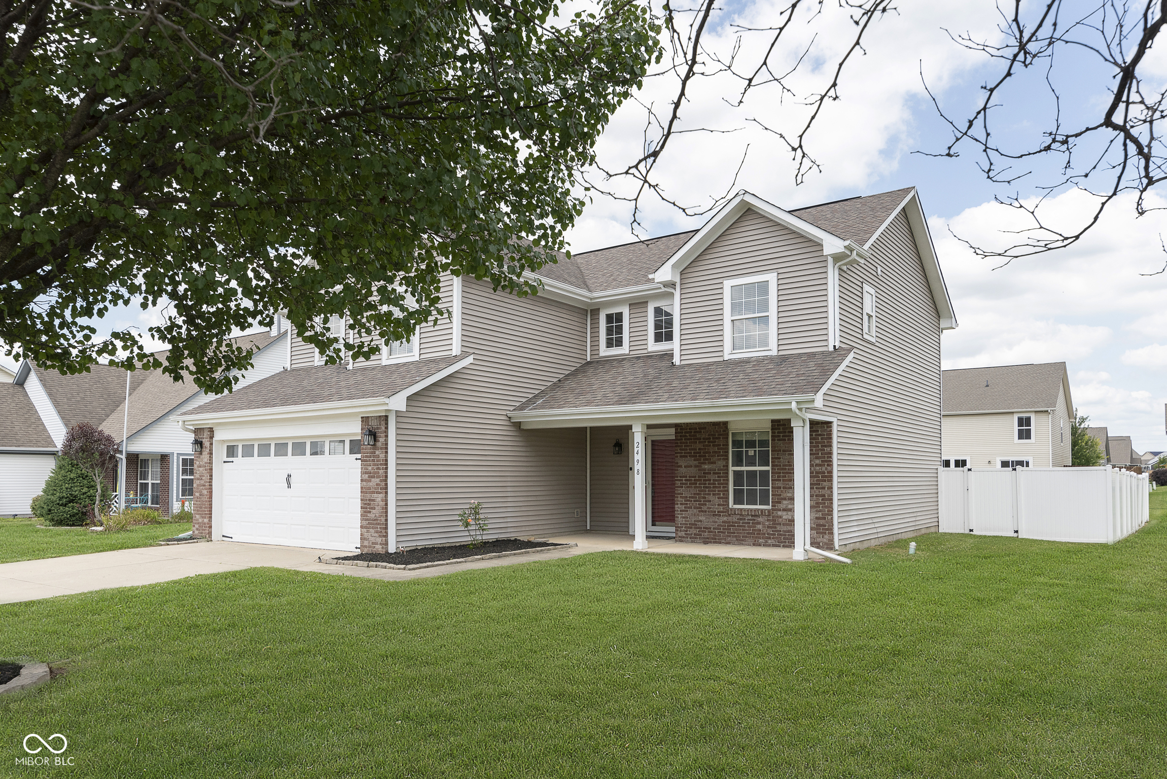 2498 Bluewood Way