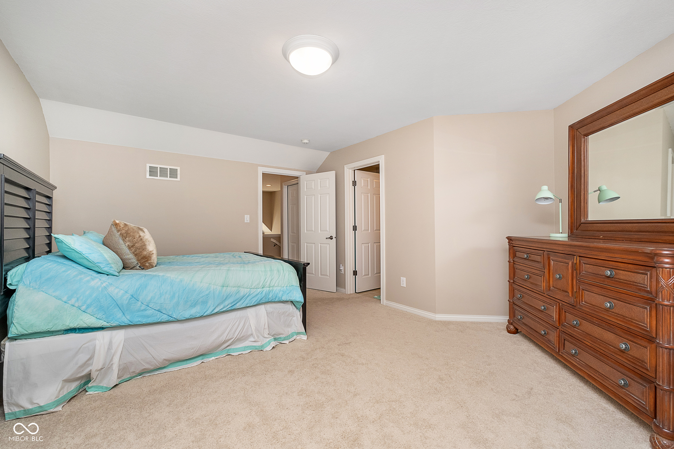 13595 Ashbury Drive