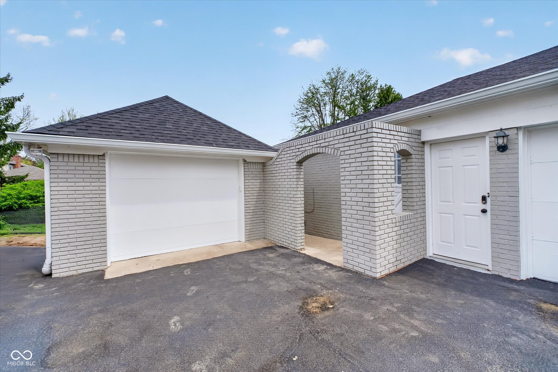 1948 Brewster Road