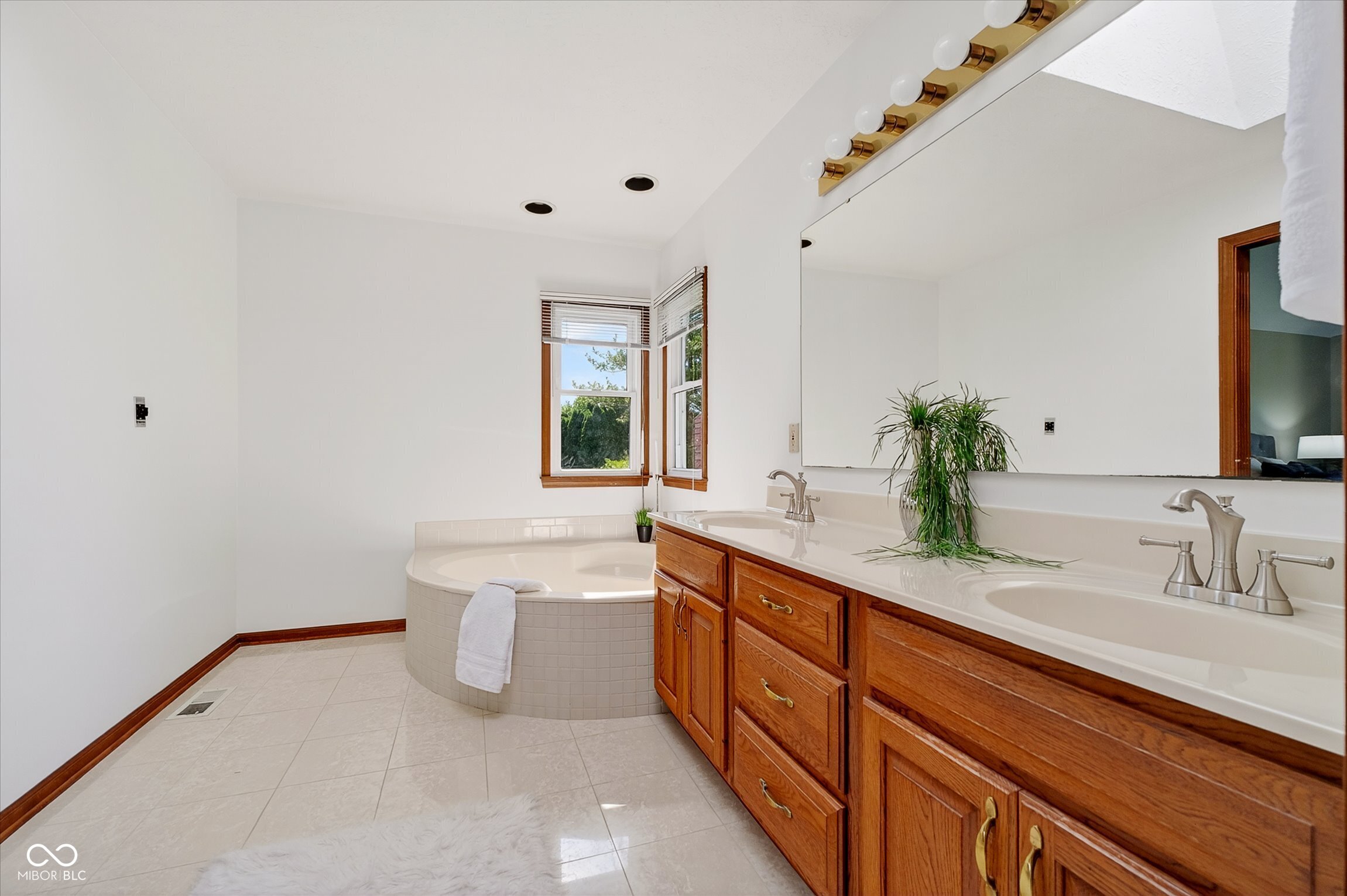1402 Prairie Creek Court