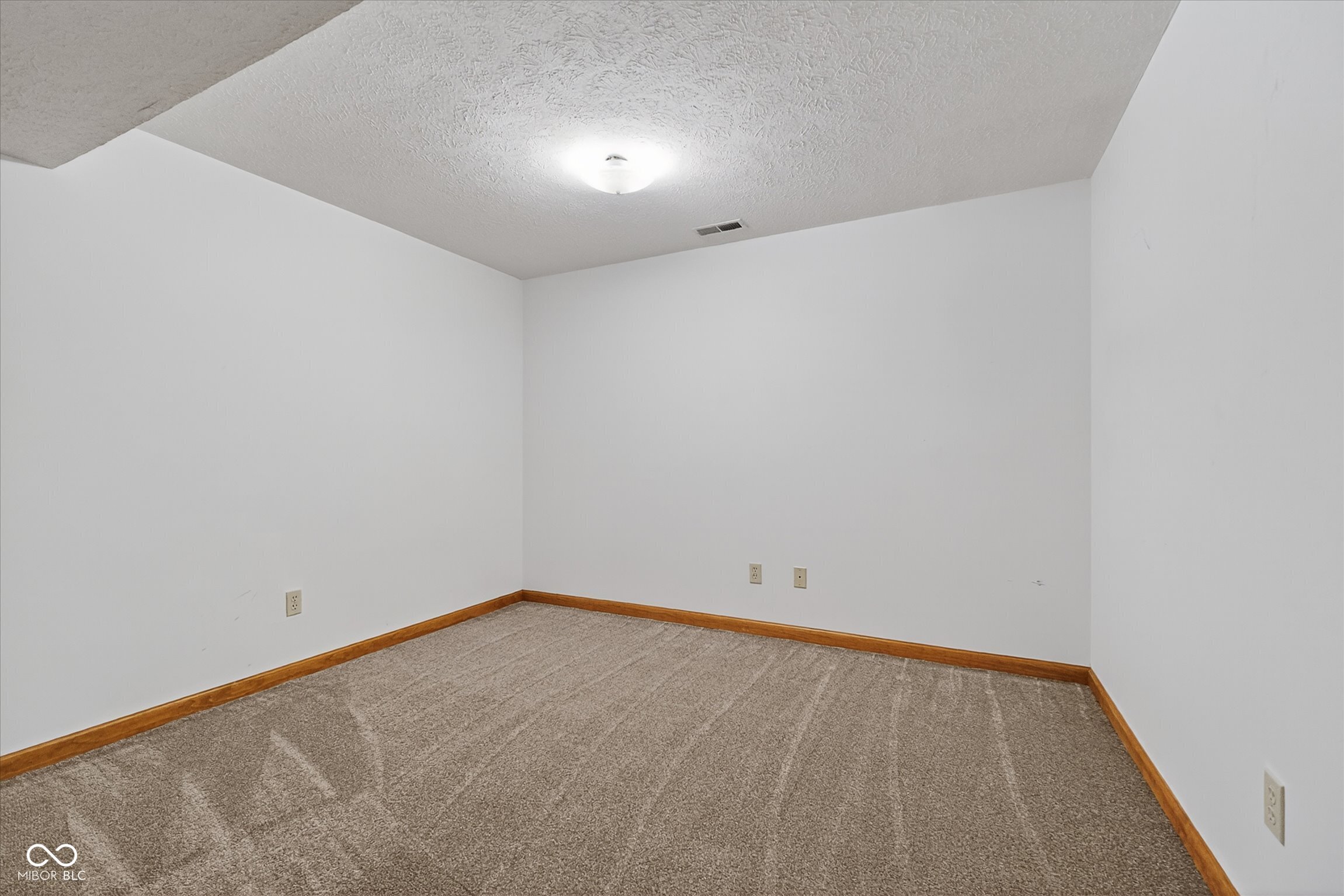 1402 Prairie Creek Court