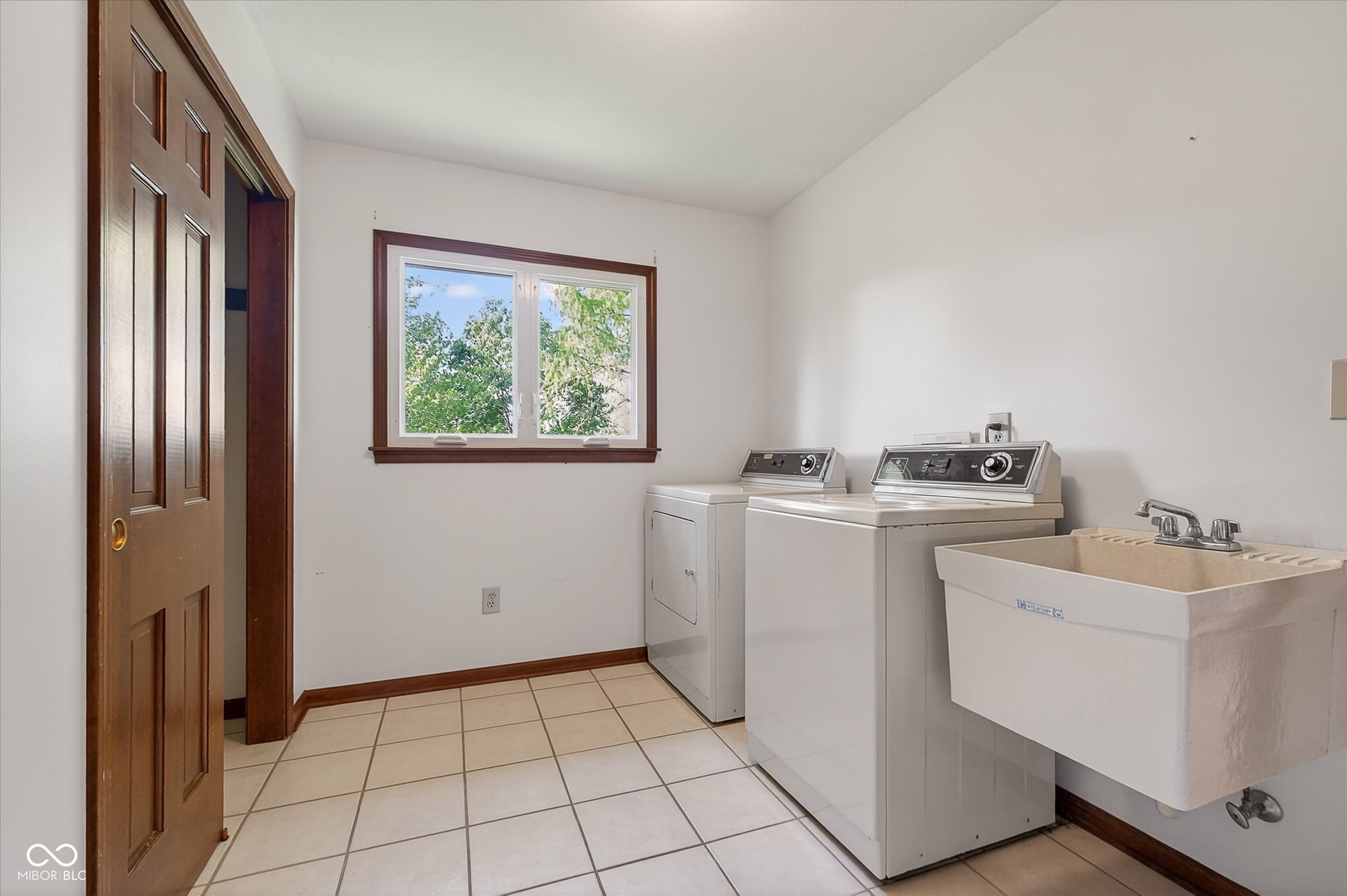 1402 Prairie Creek Court