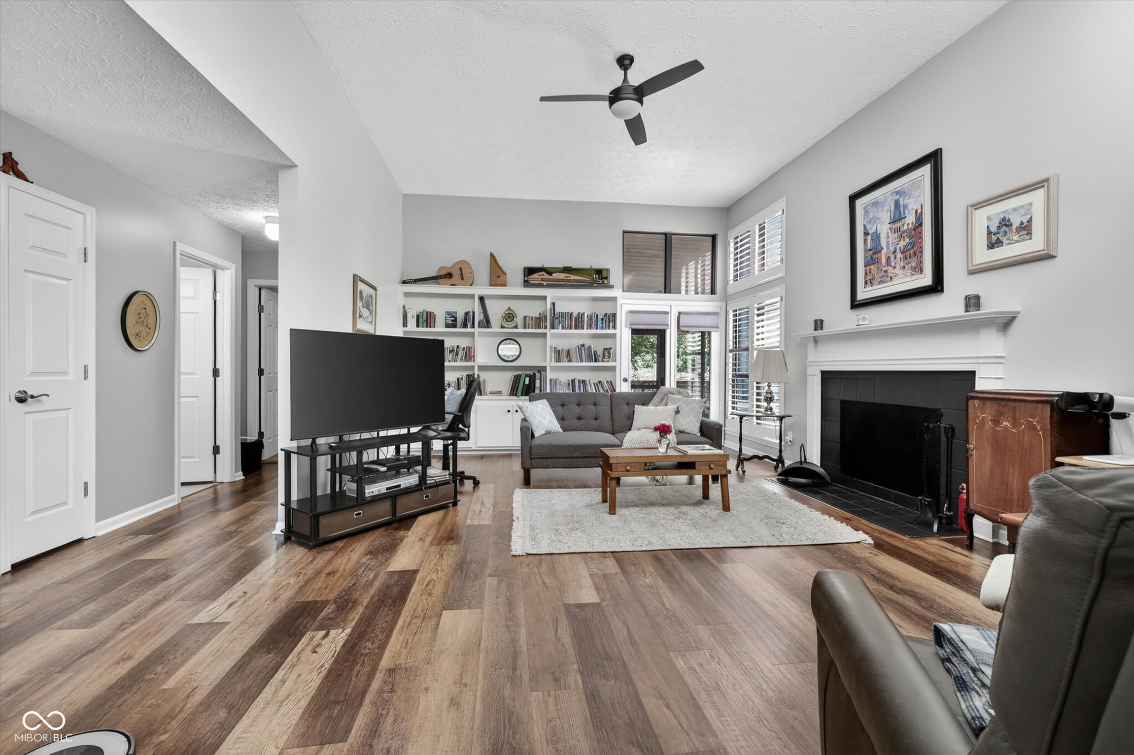 4937 Windridge Drive Unit: 8