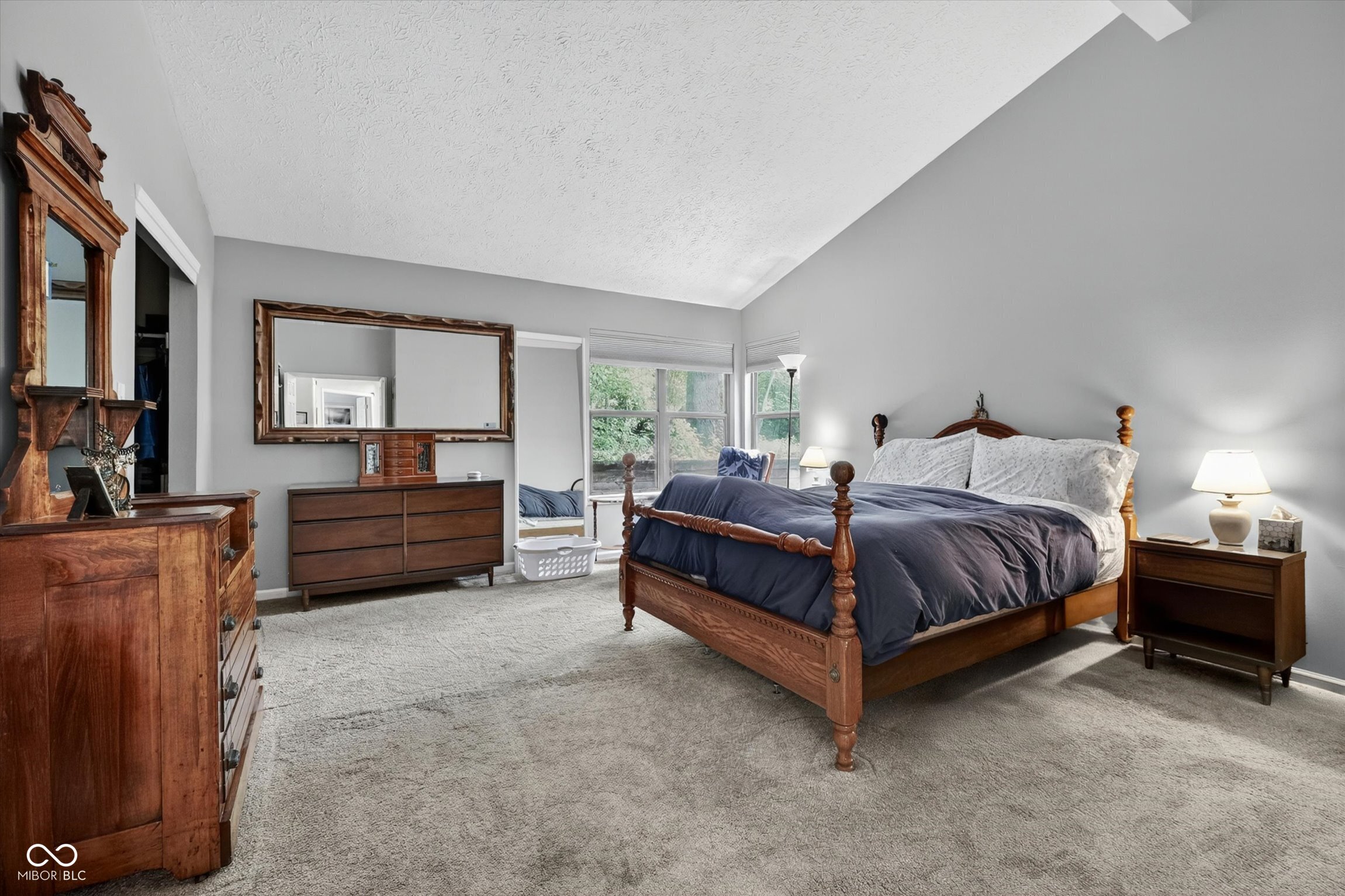 4937 Windridge Drive Unit: 8