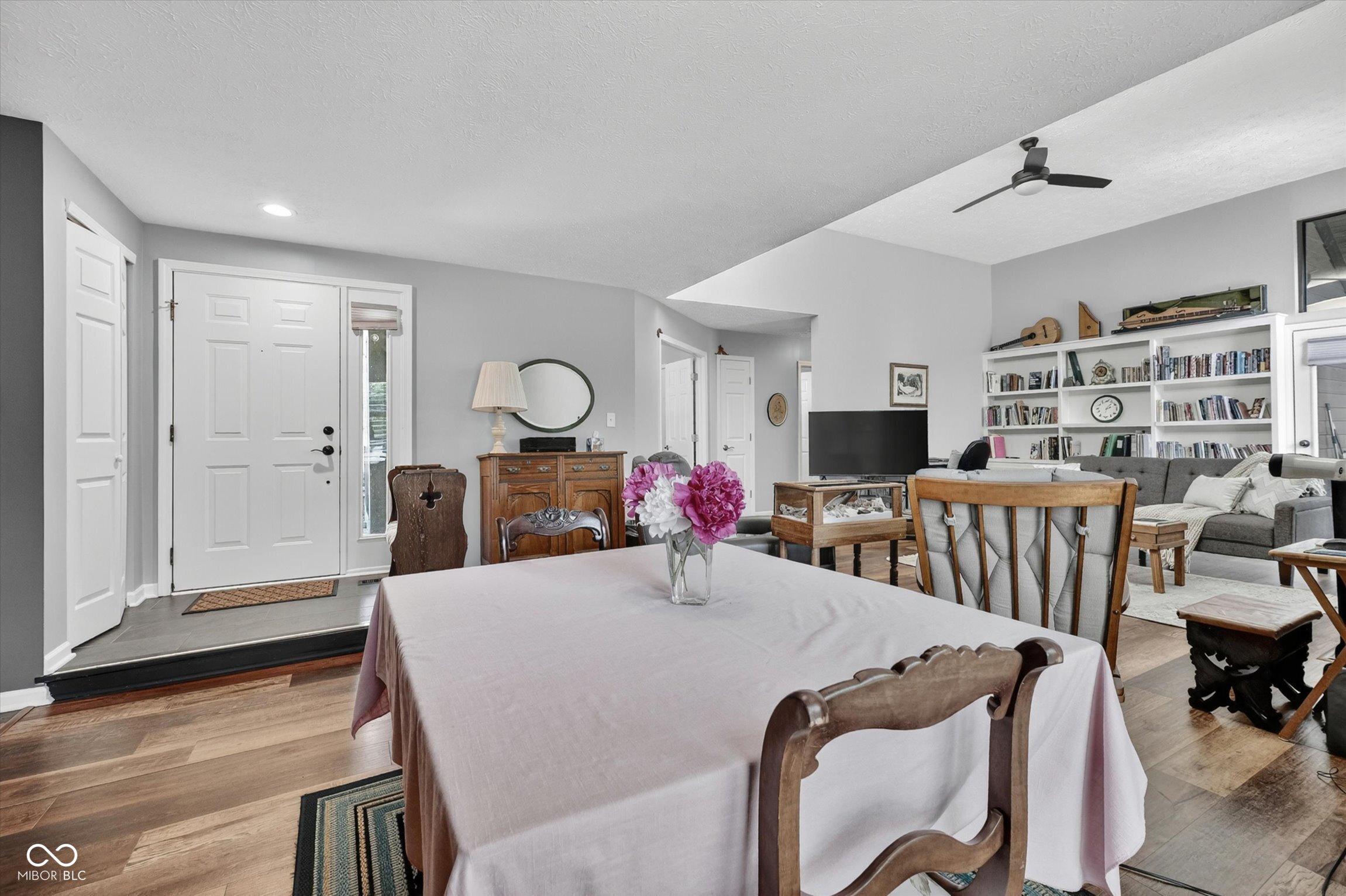 4937 Windridge Drive Unit: 8