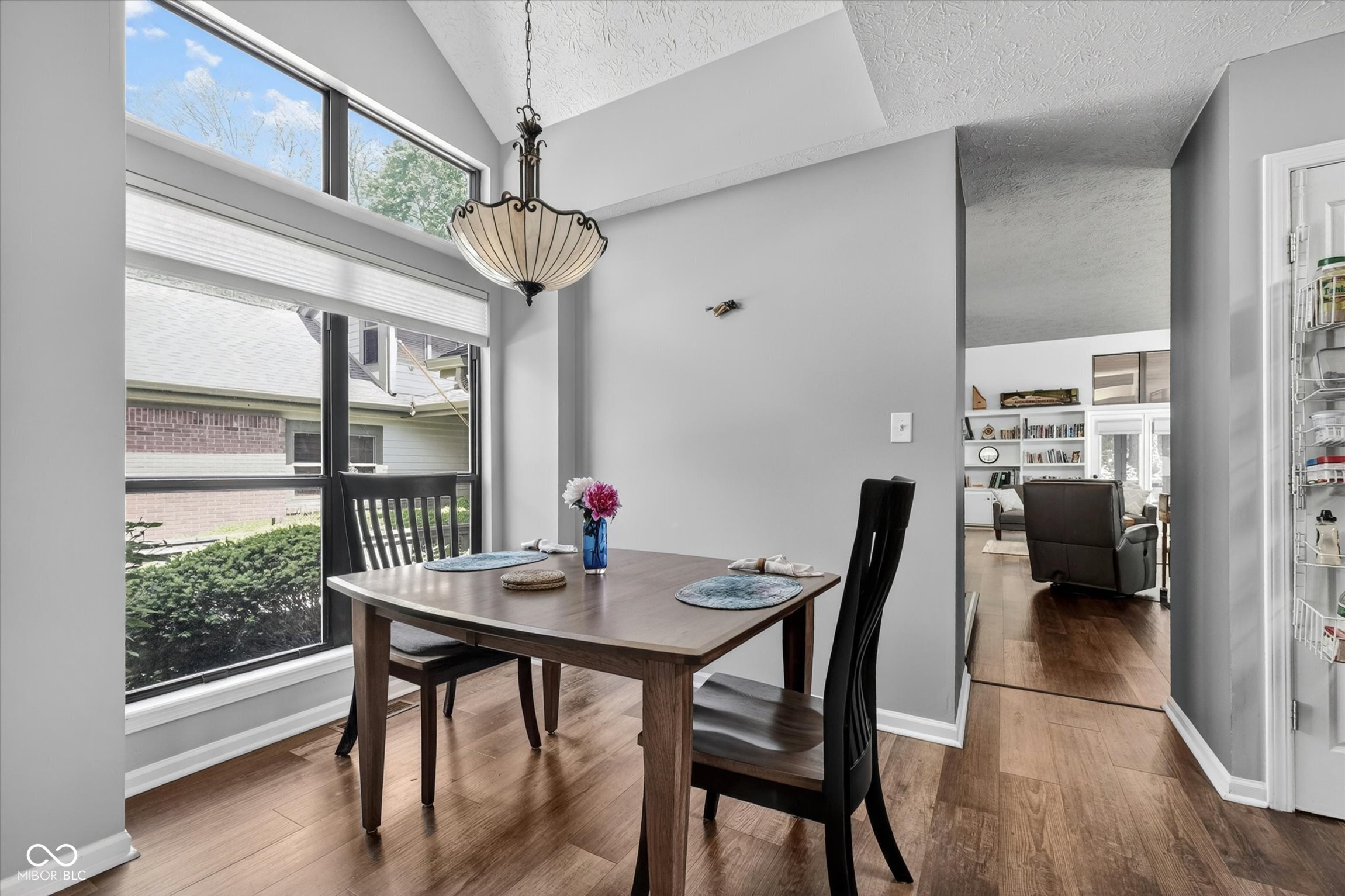 4937 Windridge Drive Unit: 8