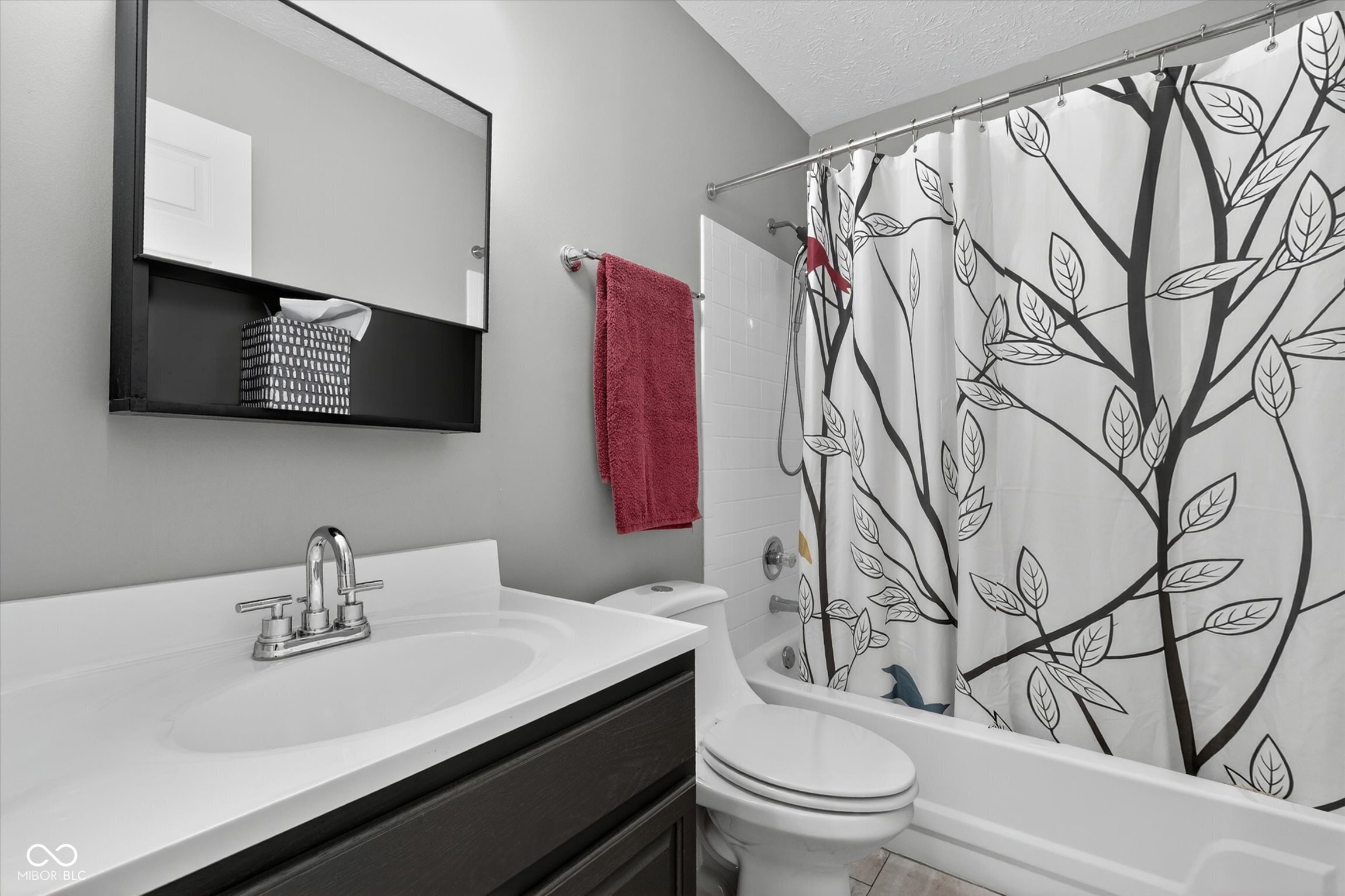 4937 Windridge Drive Unit: 8