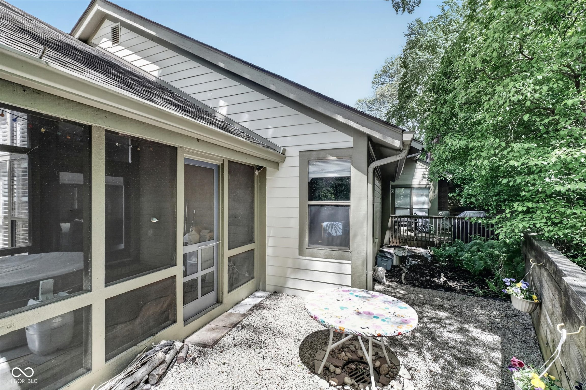 4937 Windridge Drive Unit: 8