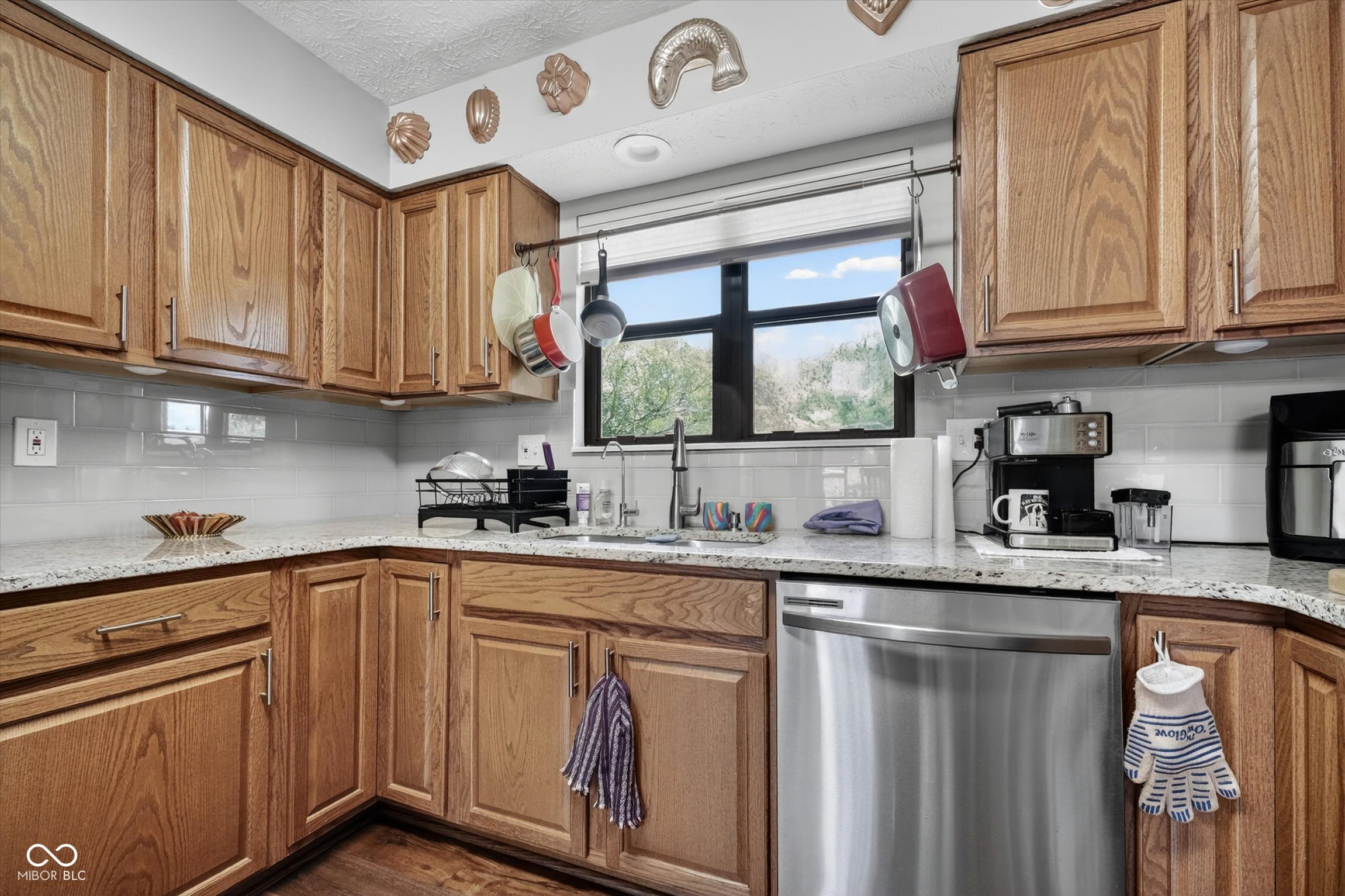 4937 Windridge Drive Unit: 8