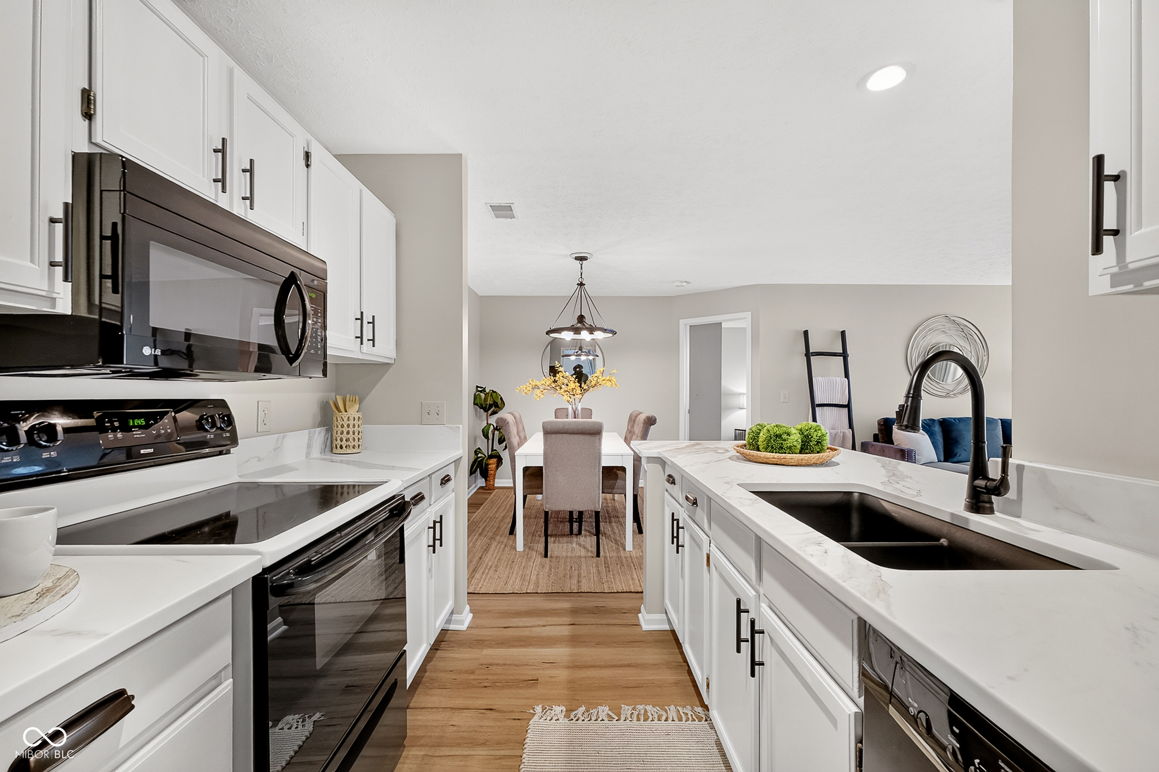 11725 Lenox Lane Unit: 103