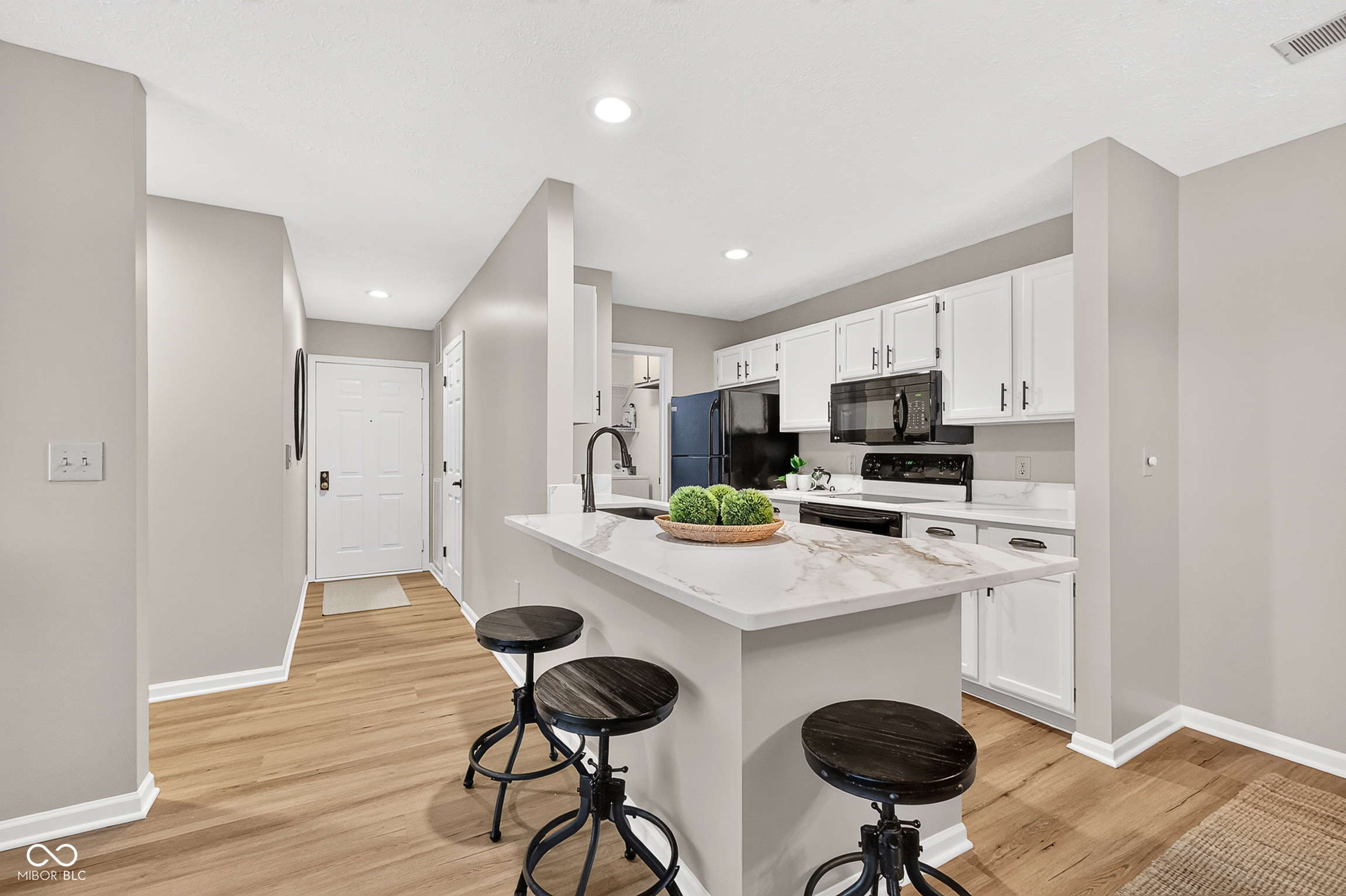 11725 Lenox Lane Unit: 103