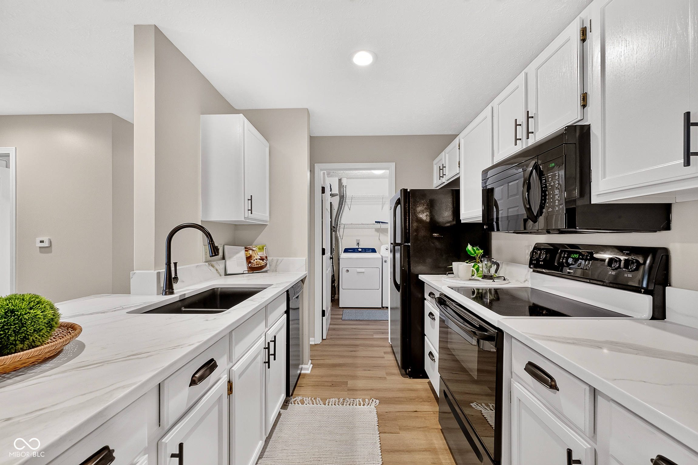 11725 Lenox Lane Unit: 103