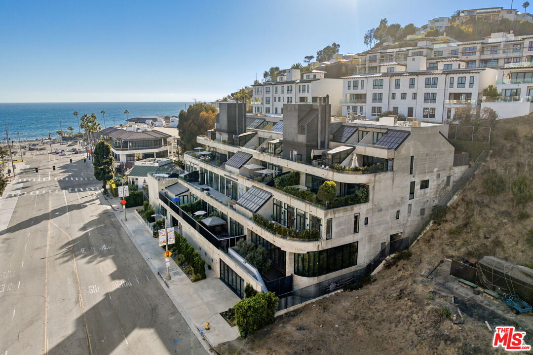 17351 W Sunset Blvd Unit: 3C