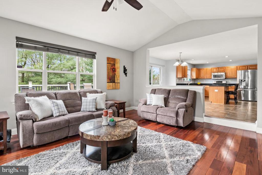 3044 CONRAD WAY