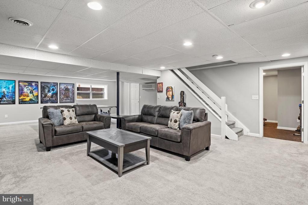 3044 CONRAD WAY
