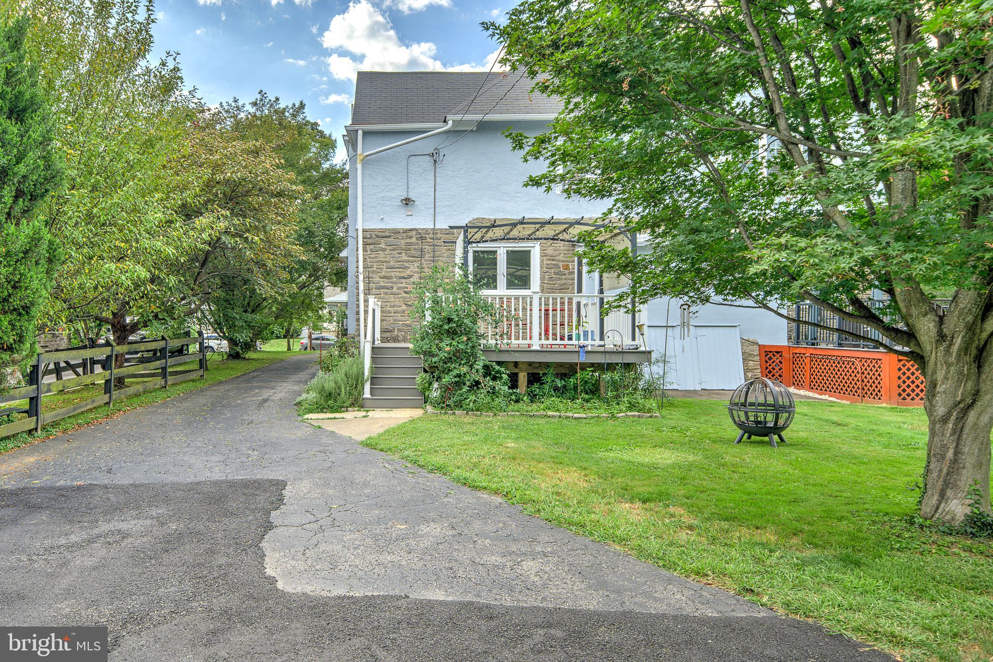 622 WASHINGTON LANE