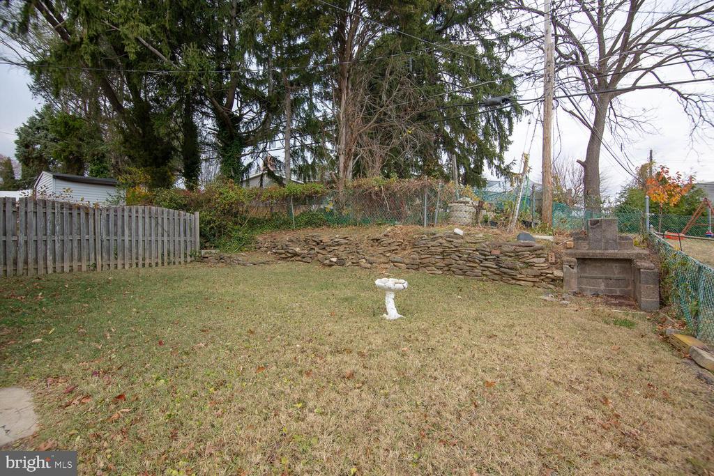 747 CHARETTE ROAD