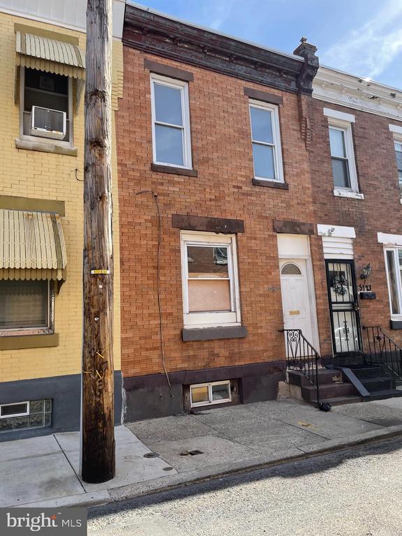 3125 RUTH STREET