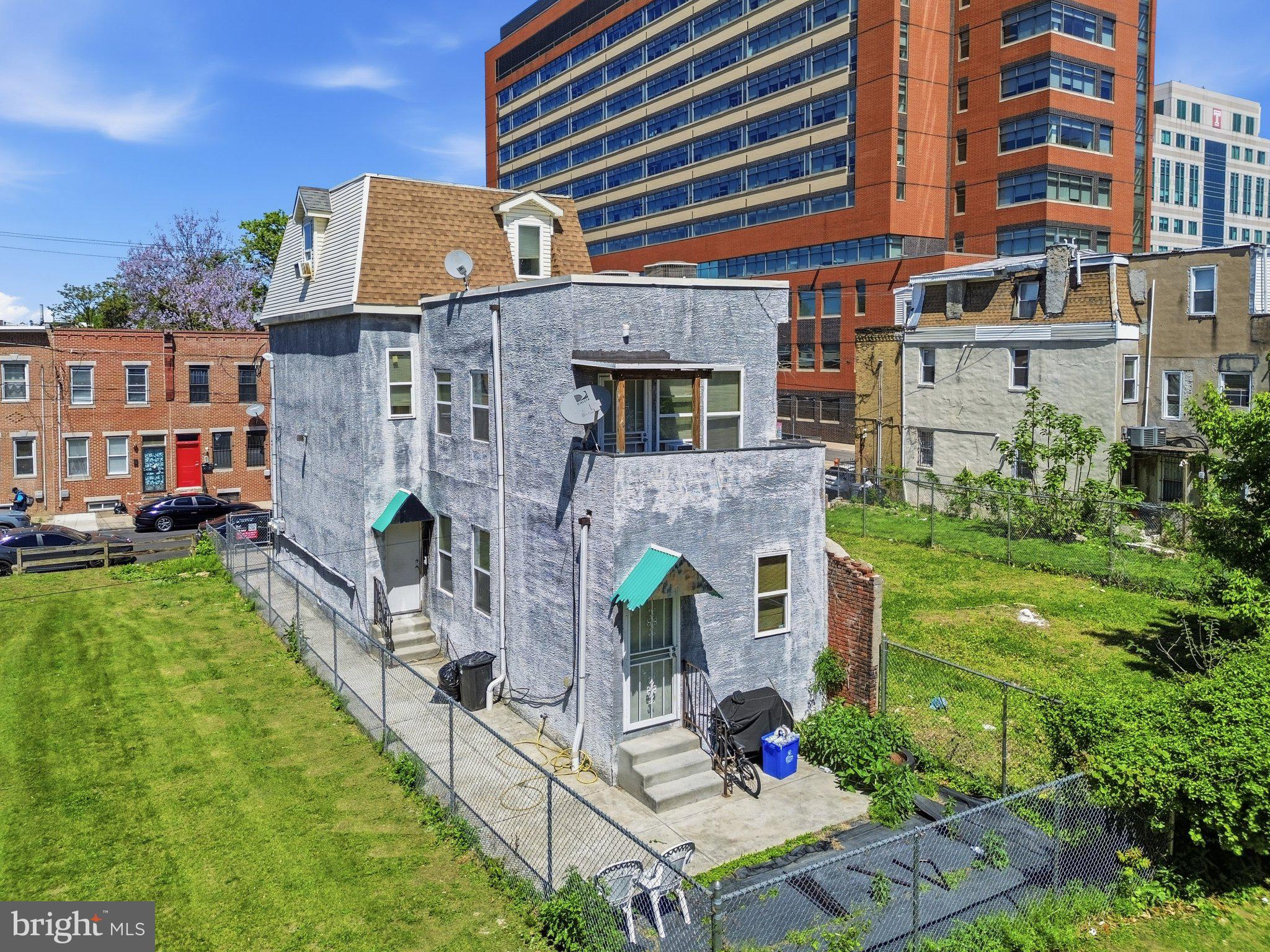1422 W TIOGA STREET