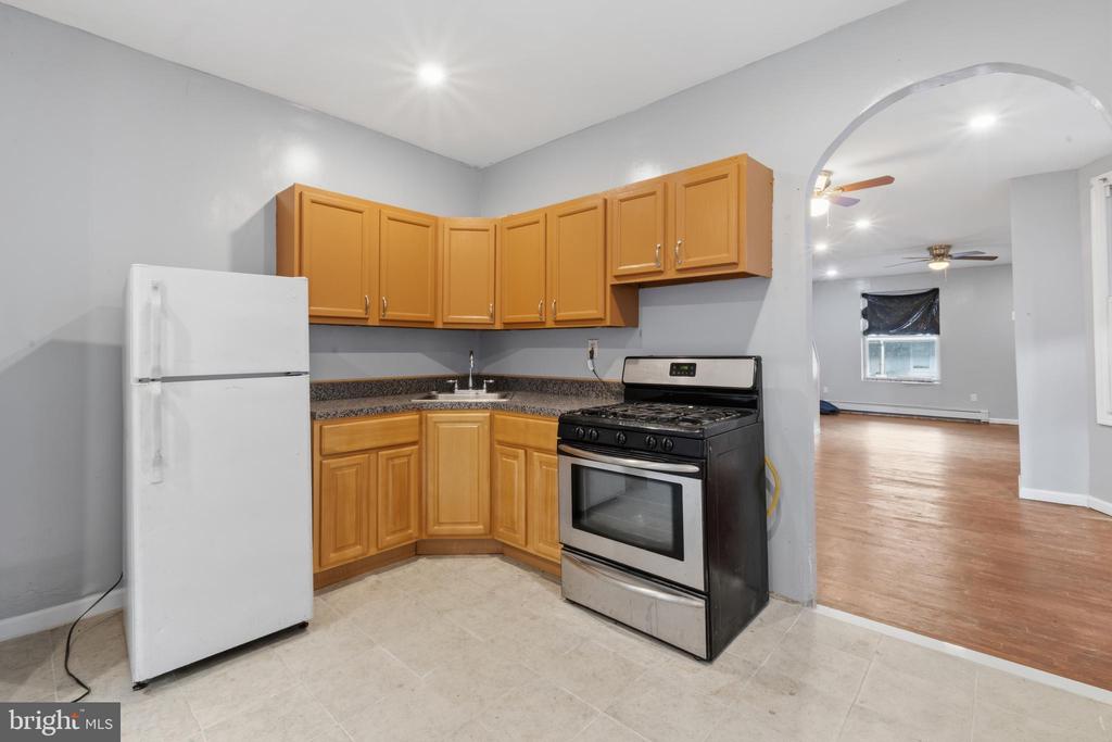 4548 N 17TH STREET