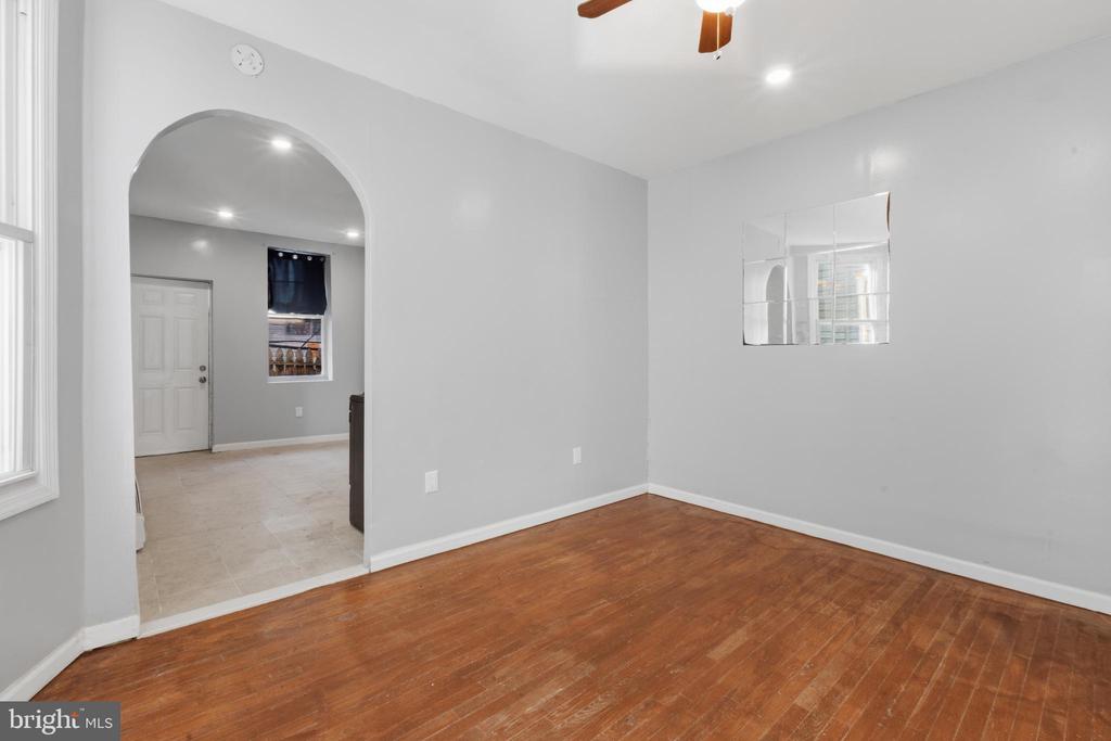 4548 N 17TH STREET