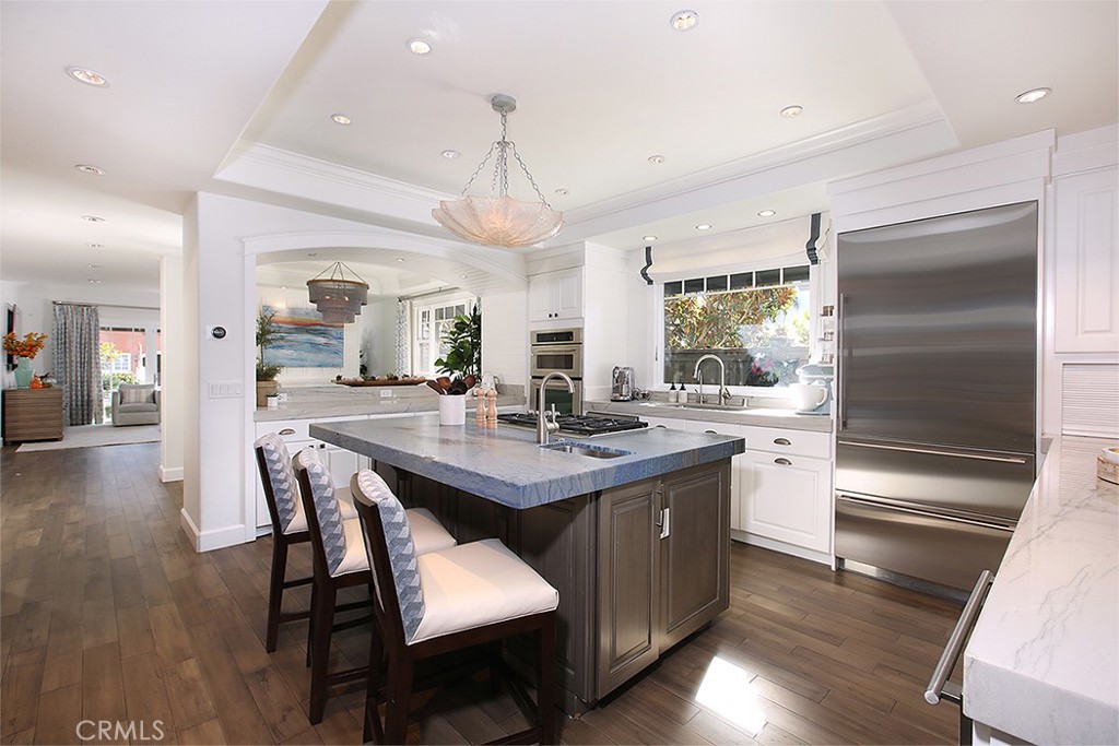 501 Dahlia Avenue