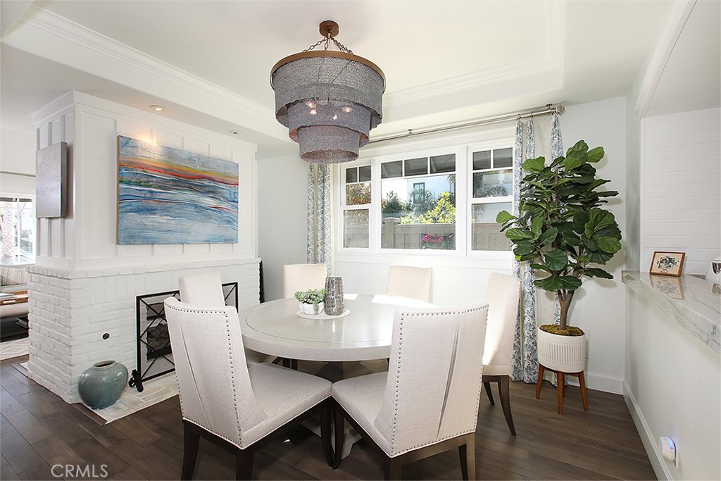 501 Dahlia Avenue