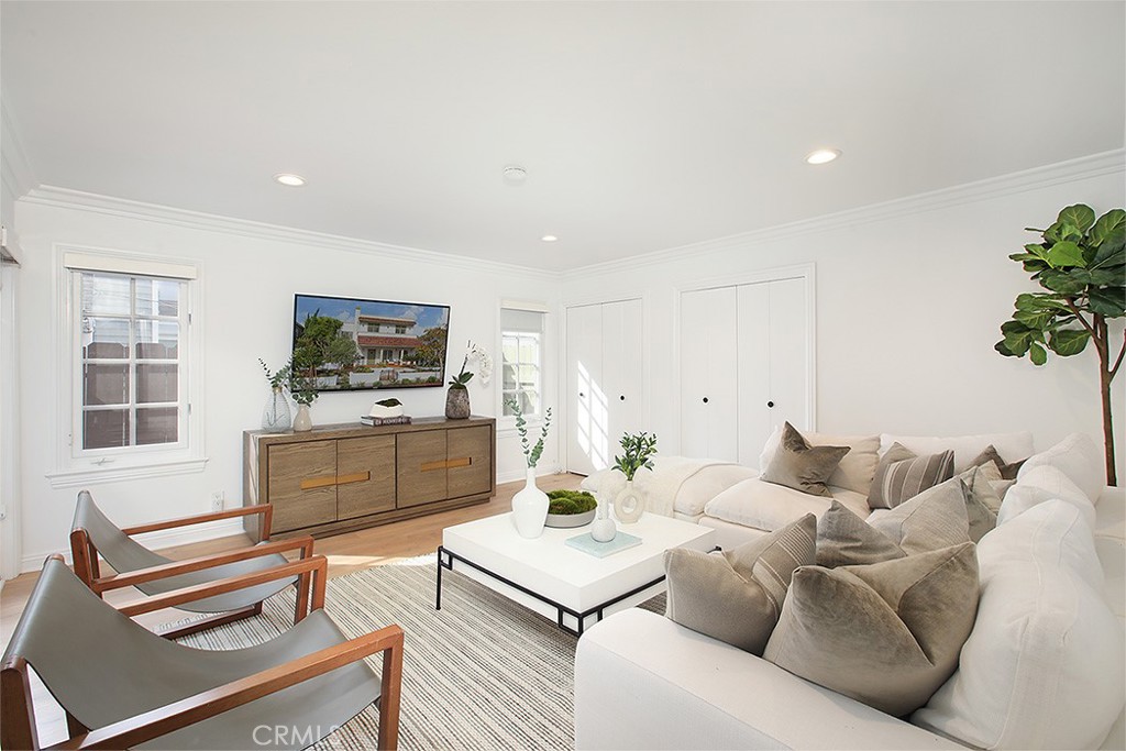321 Poppy Avenue