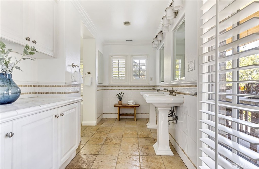 2519 Bungalow Place