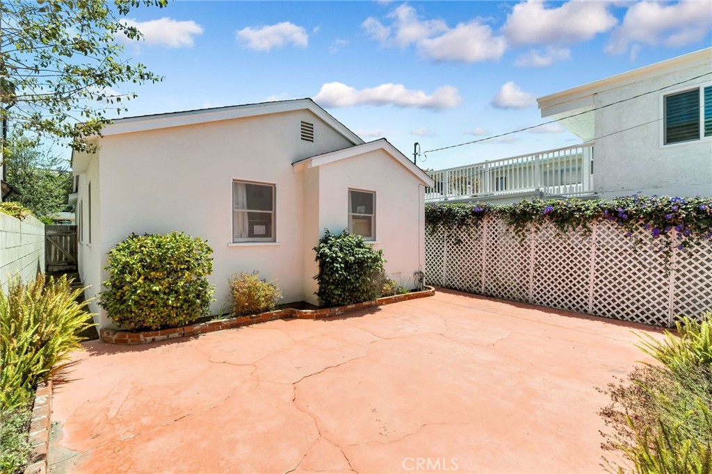 513 Acacia Avenue