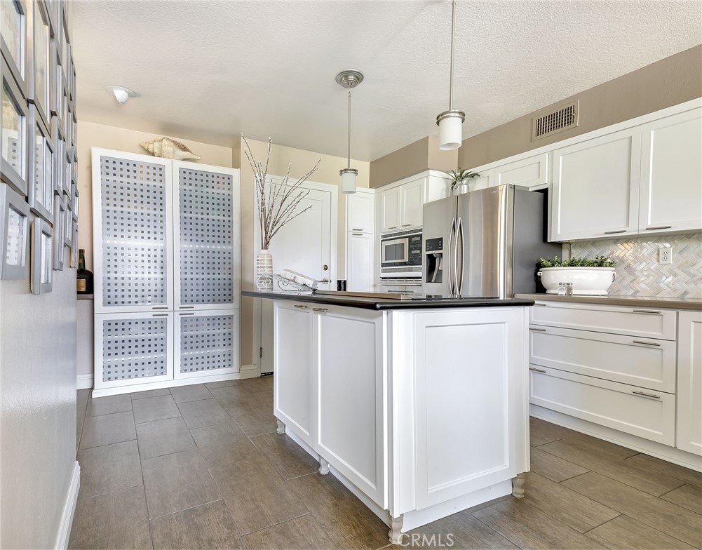 615 Bay Hill Drive