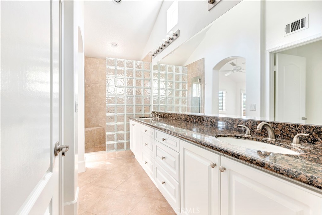 1 Savona Court