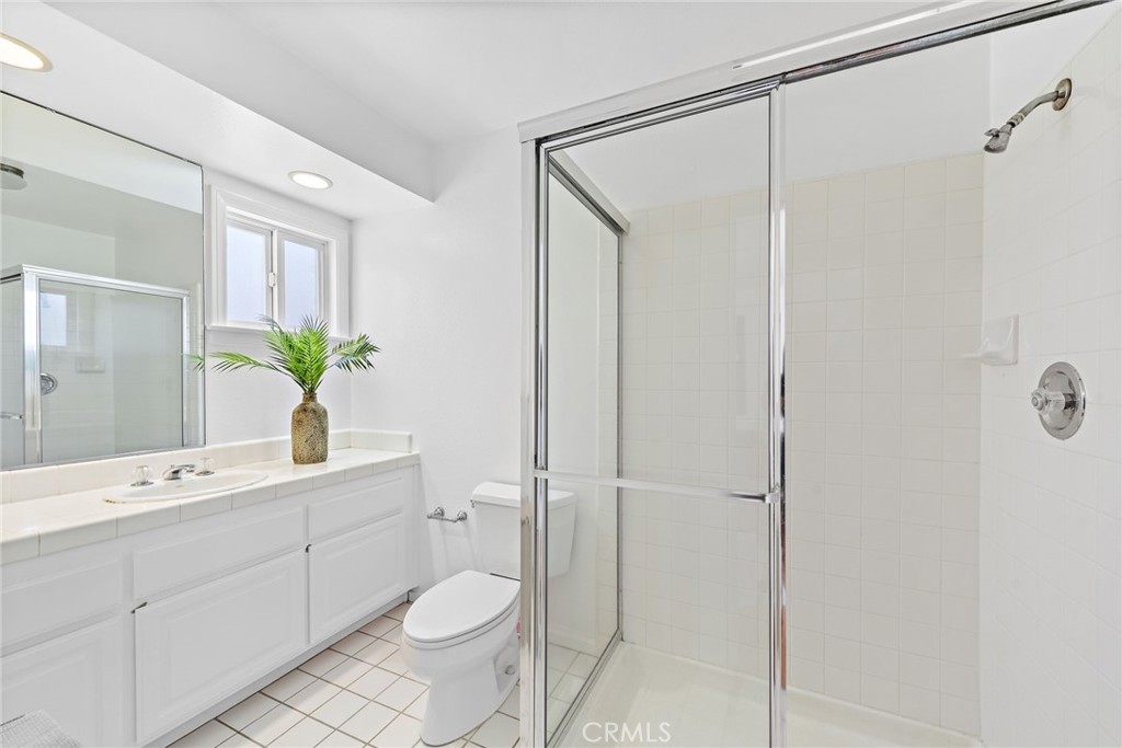 409 Dahlia Avenue