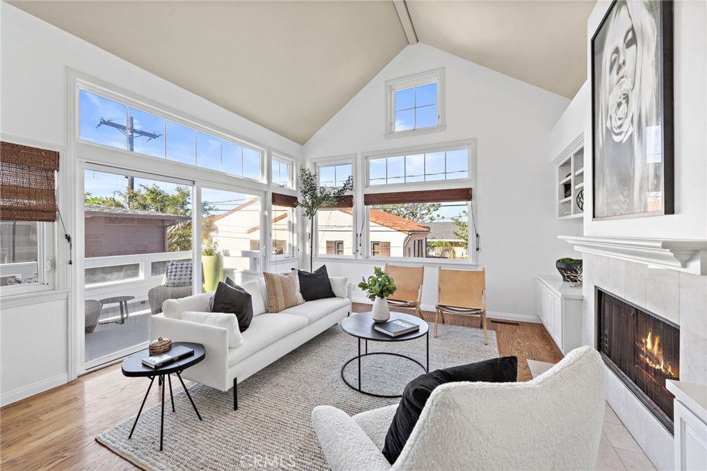 409 Dahlia Avenue