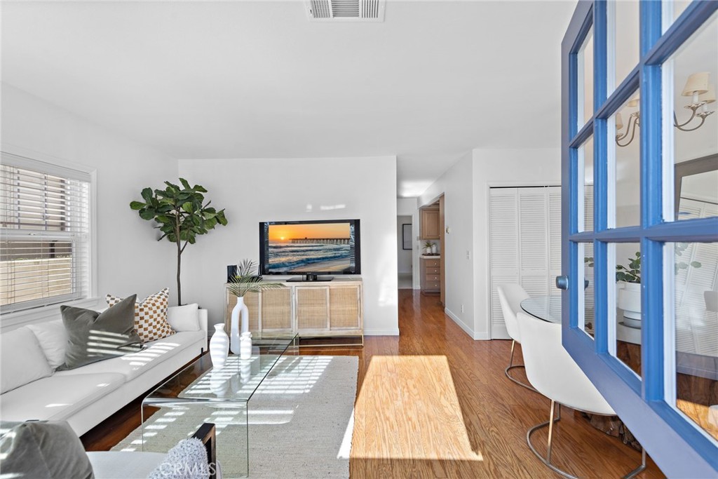 409 Dahlia Avenue