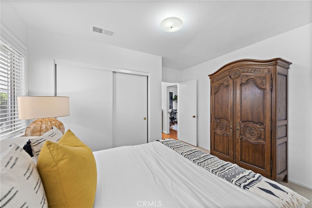 409 Dahlia Avenue