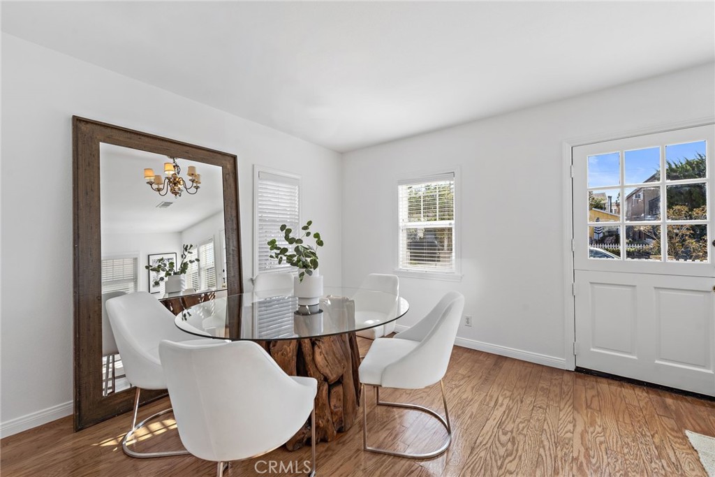 409 Dahlia Avenue