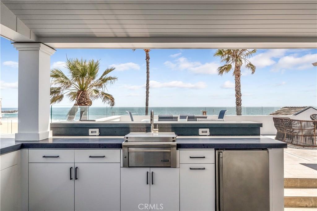 2148 E Oceanfront