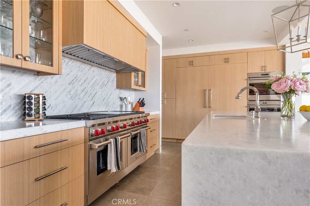 2148 E Oceanfront