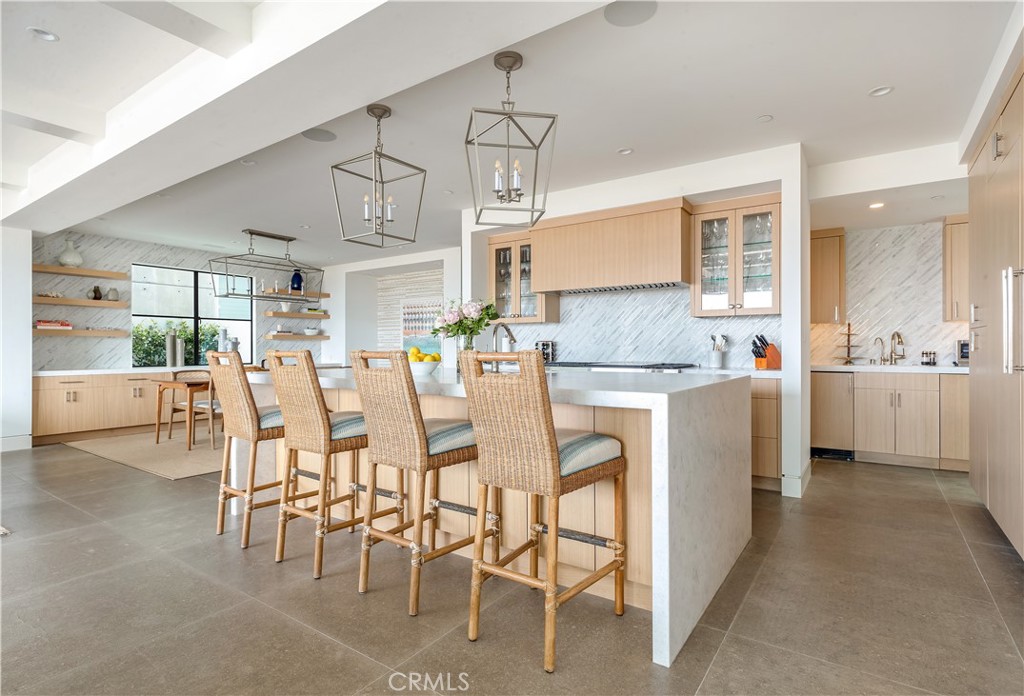 2148 E Oceanfront