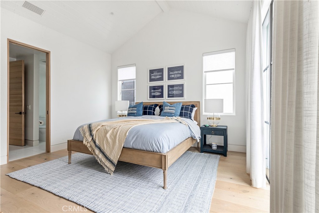 2148 E Oceanfront