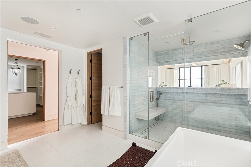 2148 E Oceanfront