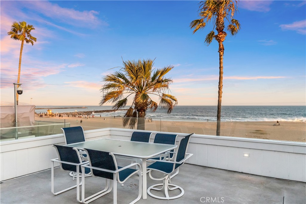 2148 E Oceanfront